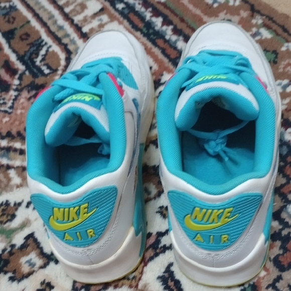 NWOT NIKE AIR MAX ATHLETIC SNEAKERS. Great Support For All Athletic Activities - Picture 8 of 12